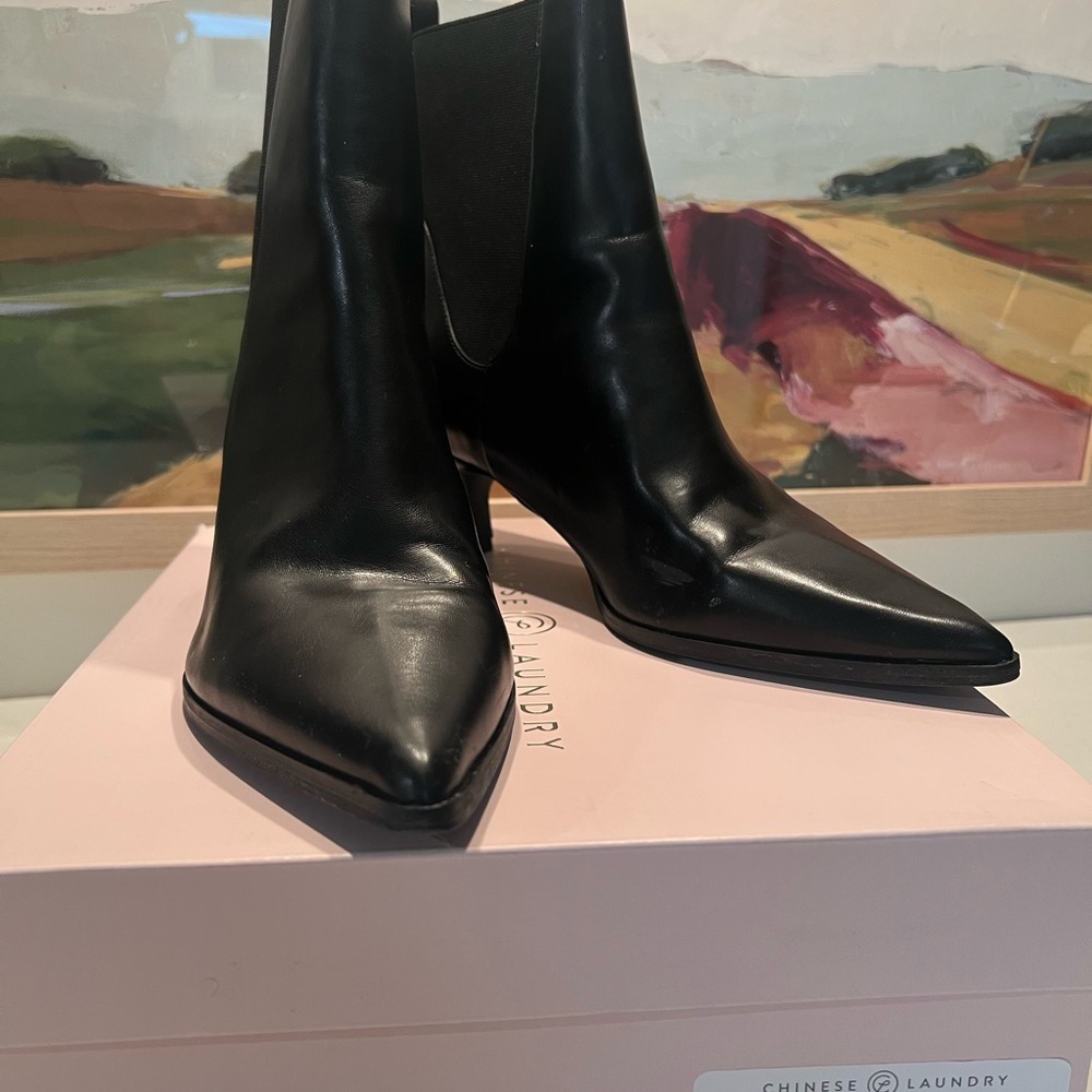 Chinese Laundry Black Ankle Boots with Stiletto Heel and Pointed Toe